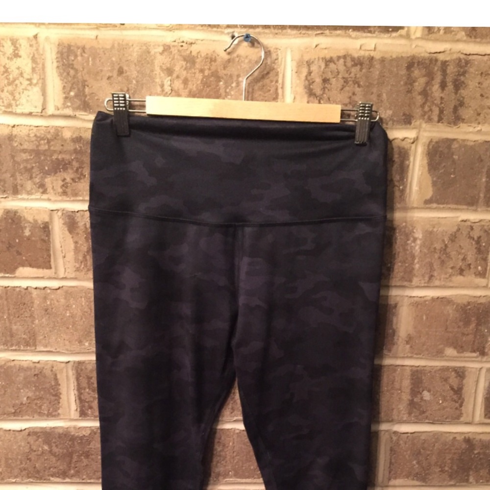Glyder Black and Grey Camo Leggings
